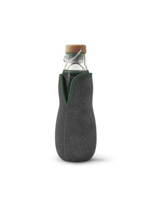 Butelka na wodę szklana w pokrowcu (oliwkowa) Eau Good Black+Blum