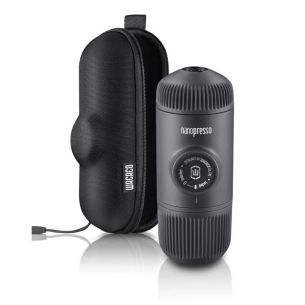 Przenośny ekspres do kawy (czarny) Nanopresso + etui Wacaco